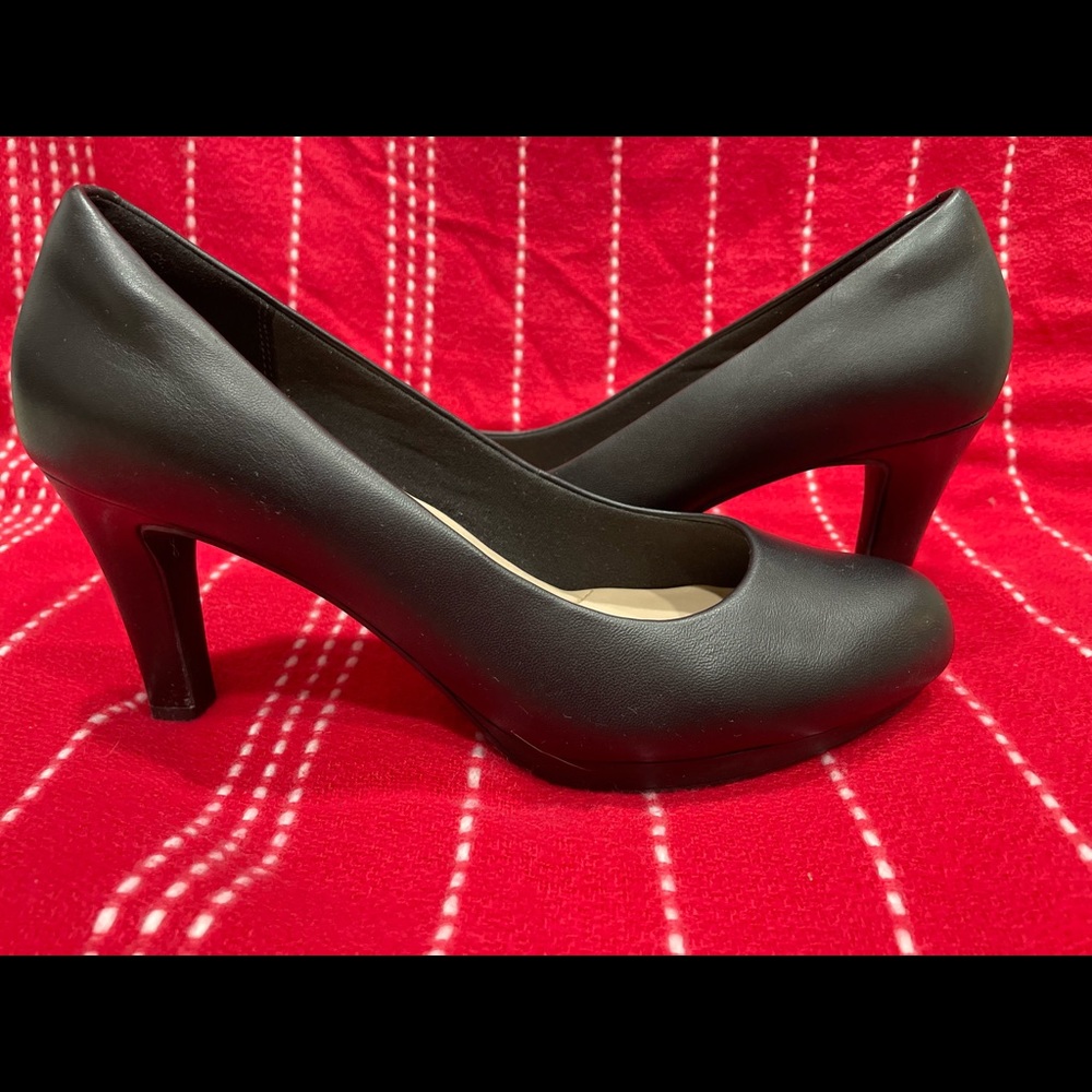 Clarks Ultimate Comfort Collection sz 8.5
